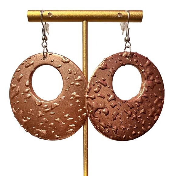 🤯5/$20🤯 Lightweight Bronze Color Circle Dangle Earrings - Picture 1 of 4